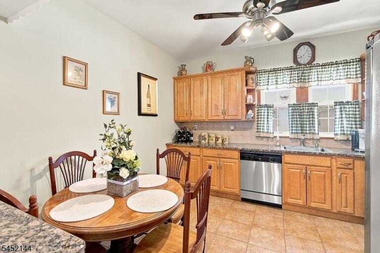 Property listing MLS 4047422 photo 7