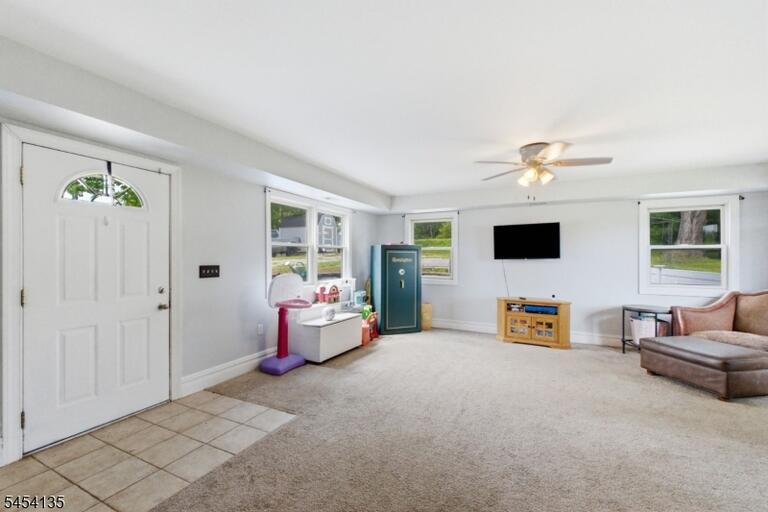 Property listing MLS 4047425 photo 13
