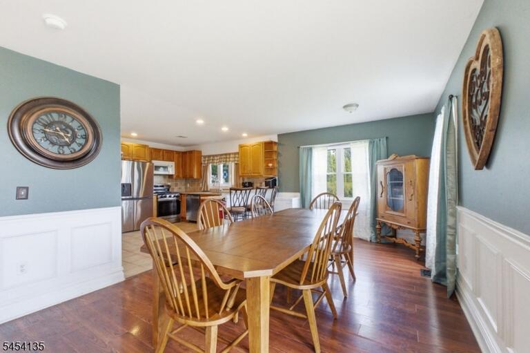 Property listing MLS 4047425 photo 6