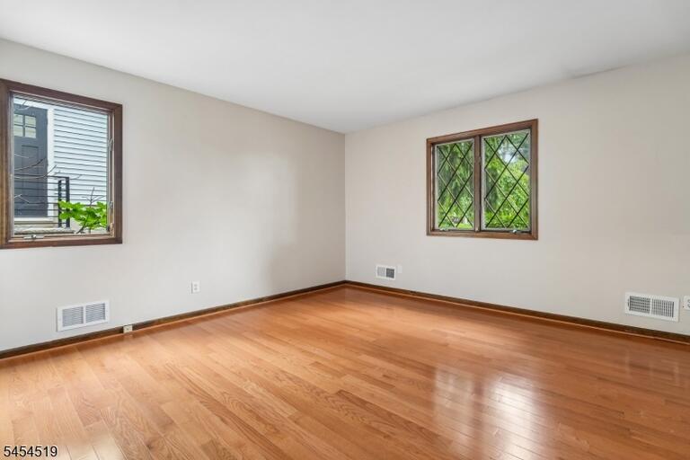 Property listing MLS 4047530 photo 17