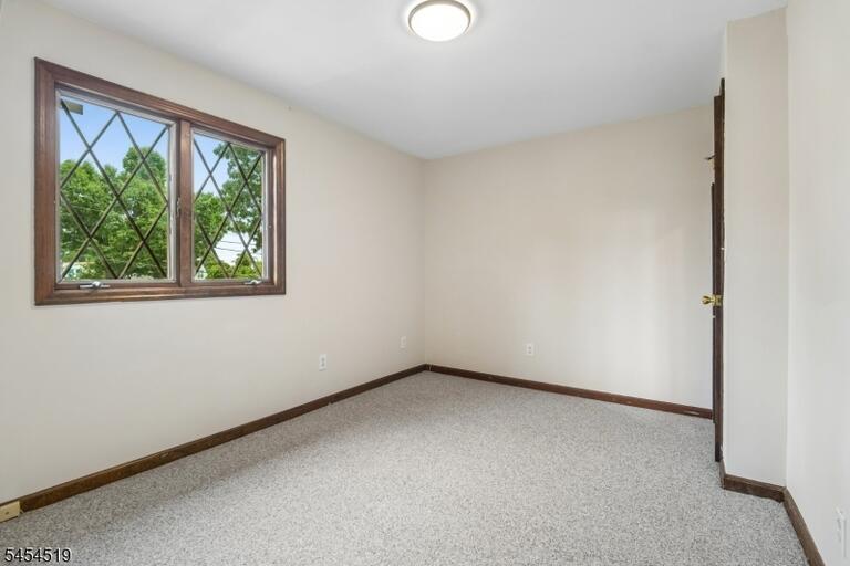 Property listing MLS 4047530 photo 30