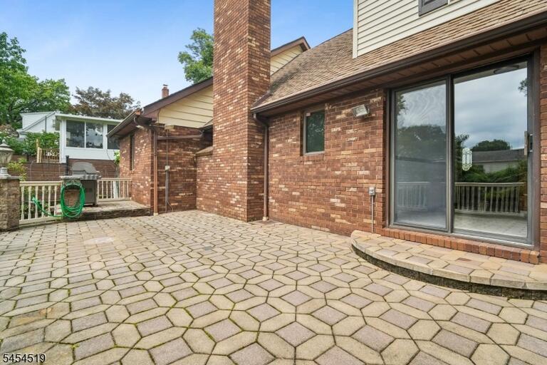 Property listing MLS 4047530 photo 40