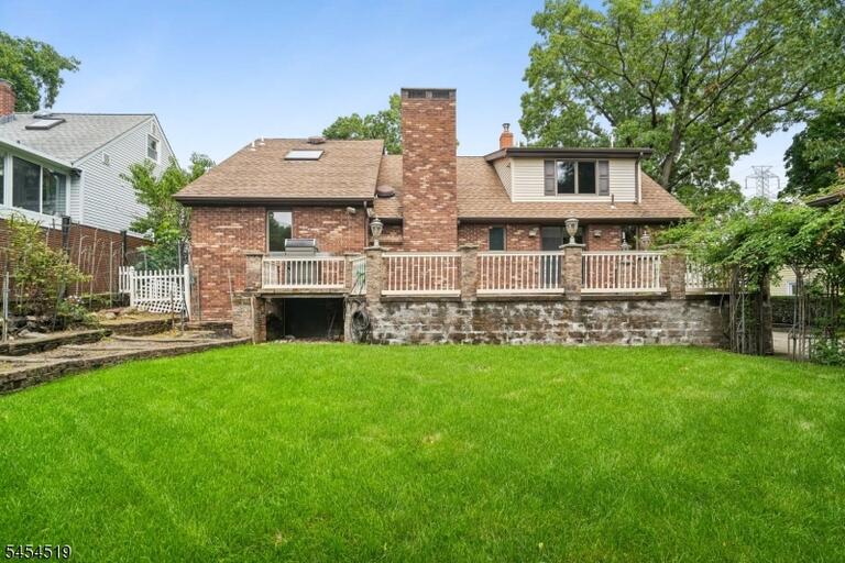 Property listing MLS 4047530 photo 44