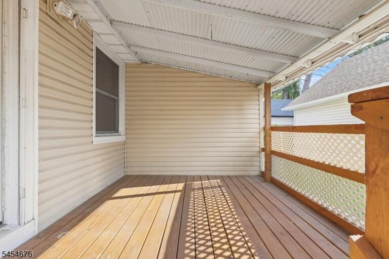 Property listing MLS 4047556 photo 31