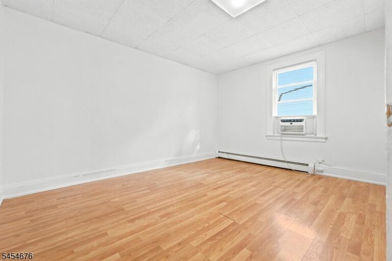 Property listing MLS 4047556 photo 7
