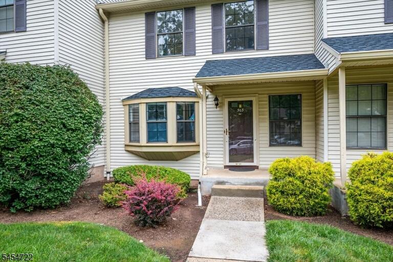 Property listing MLS 4047580 photo 3