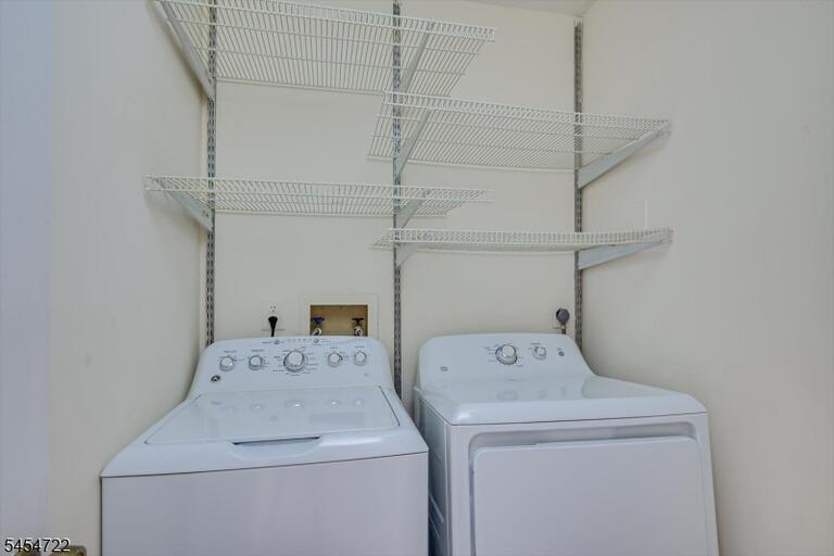 Property listing MLS 4047580 photo 32
