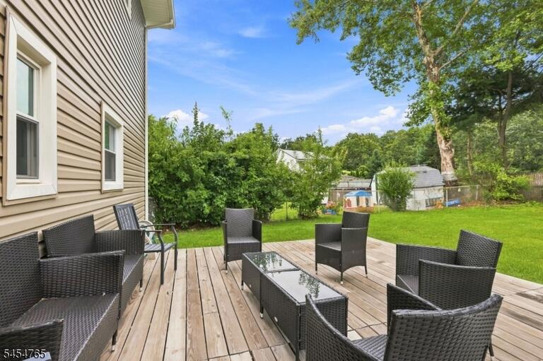 Property listing MLS 4047624 photo 4