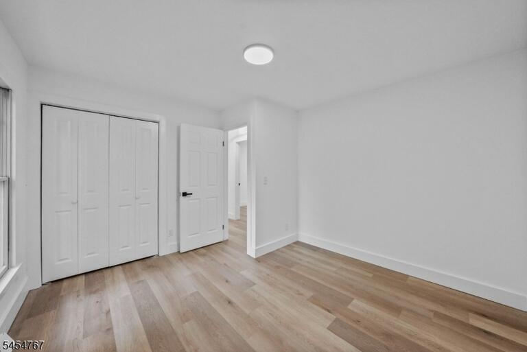 Property listing MLS 4047627 photo 8