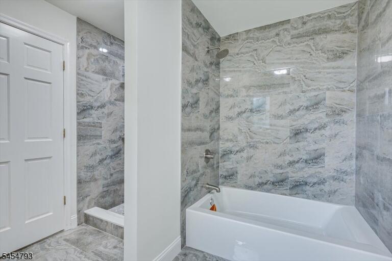 Property listing MLS 4047659 photo 22