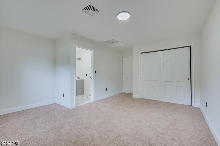 Property listing MLS 4047659 photo 27