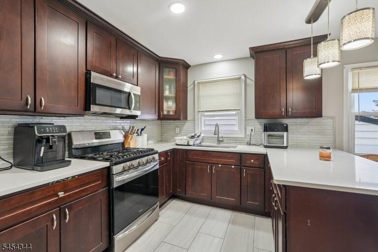 Property listing MLS 4047691 photo 12