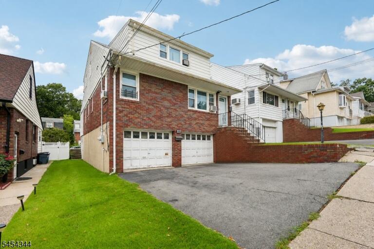 Property listing MLS 4047691 photo 3