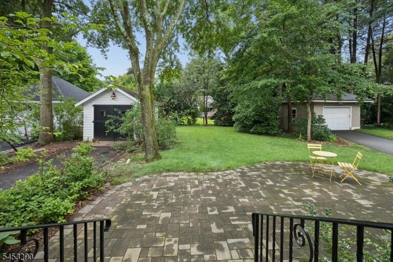 Property listing MLS 4047704 photo 37