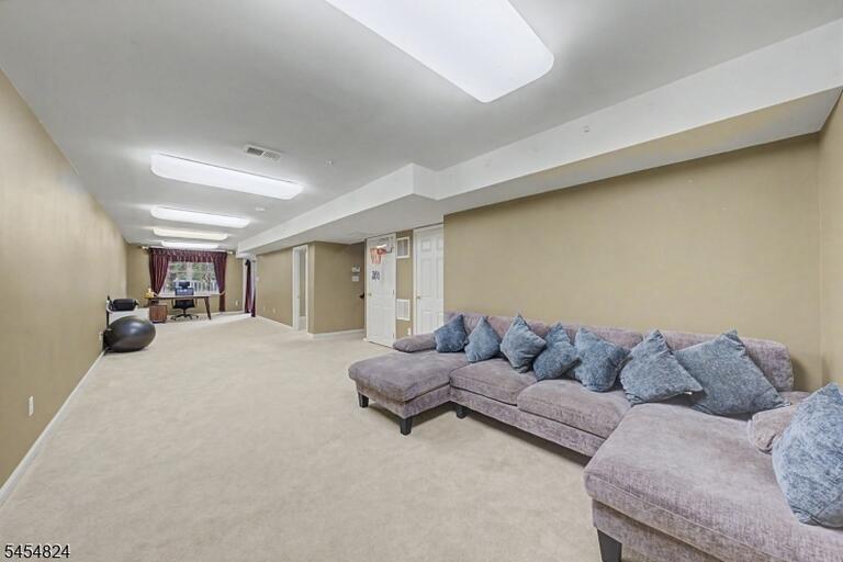 Property listing MLS 4047707 photo 11