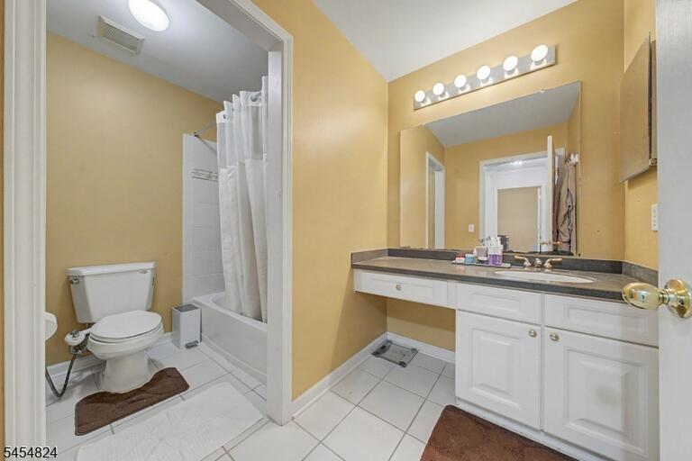 Property listing MLS 4047707 photo 26