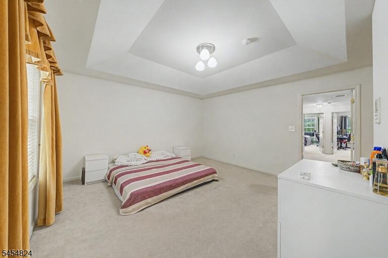 Property listing MLS 4047707 photo 9