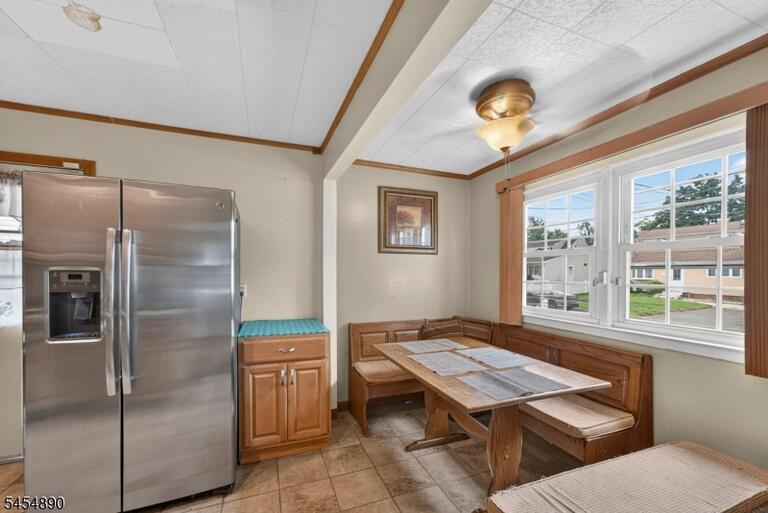 Property listing MLS 4047750 photo 7