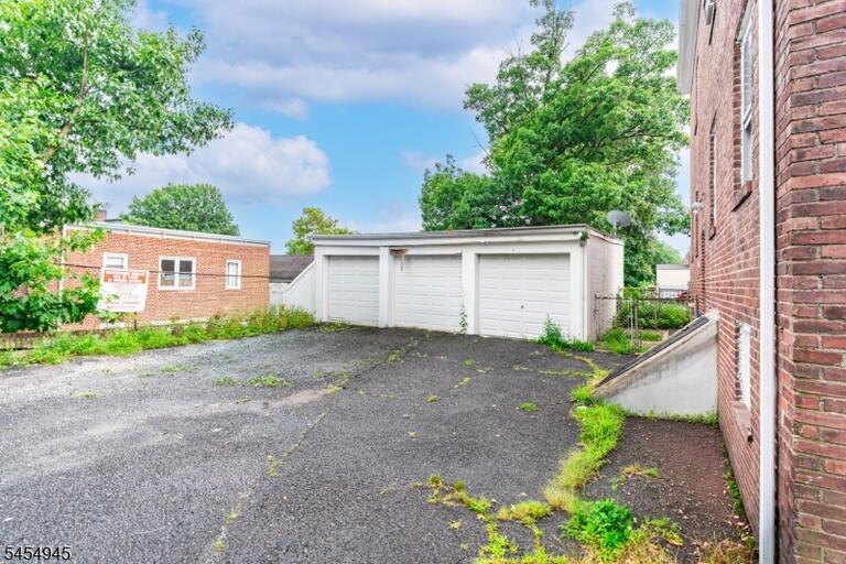 Property listing MLS 4047804 photo 25