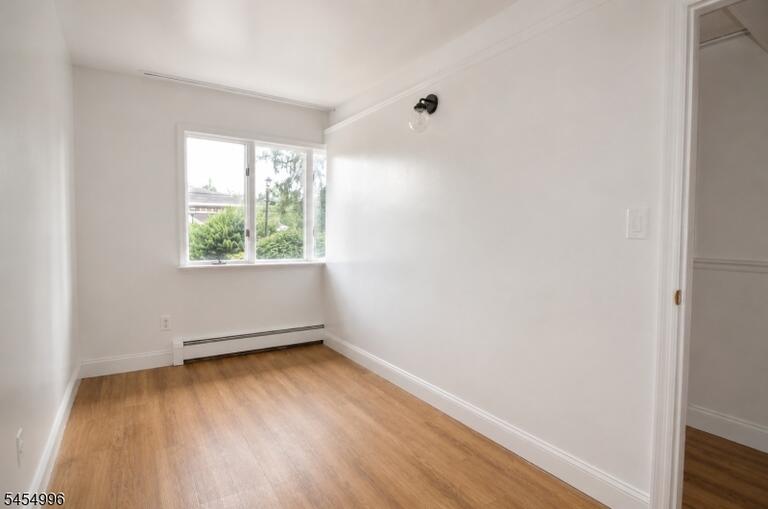 Property listing MLS 4047835 photo 10