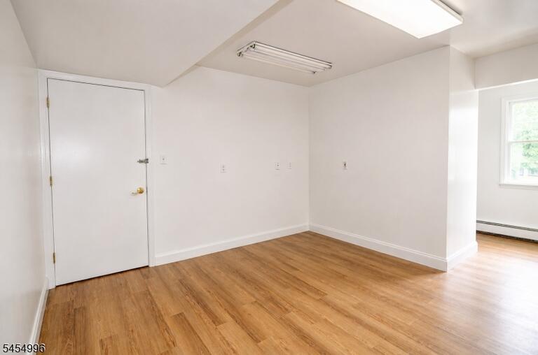 Property listing MLS 4047835 photo 12