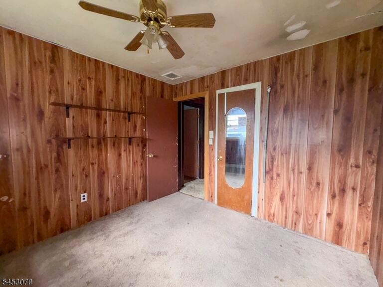 Property listing MLS 4047845 photo 24