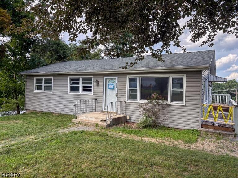 Property listing MLS 4047845 photo 29