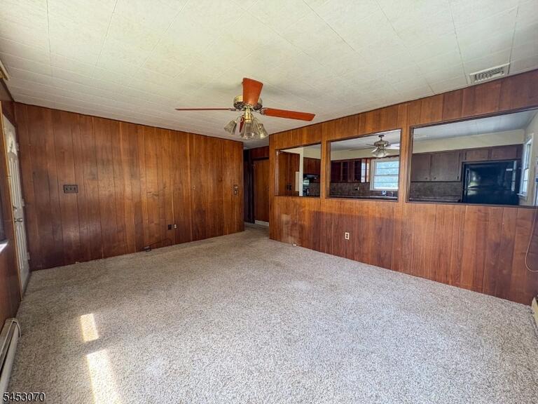 Property listing MLS 4047845 photo 4