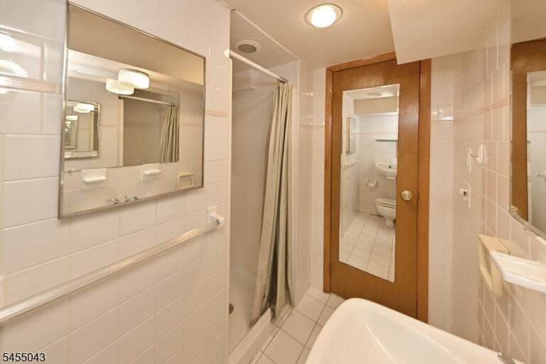Property listing MLS 4047859 photo 17