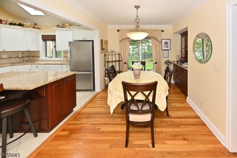 Property listing MLS 4047859 photo 8