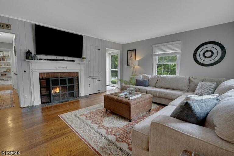 Property listing MLS 4047869 photo 7