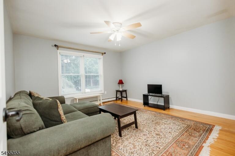 Property listing MLS 4047881 photo 16