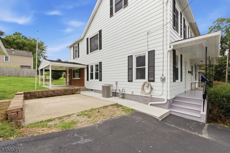 Property listing MLS 4047882 photo 31