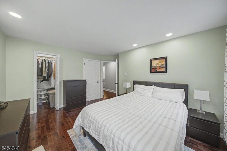 Property listing MLS 4047909 photo 17