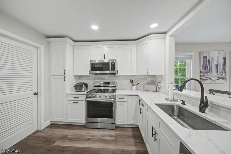 Property listing MLS 4047909 photo 9