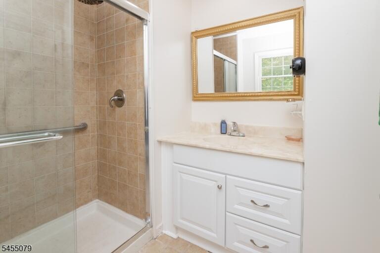 Property listing MLS 4047915 photo 25