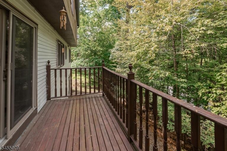 Property listing MLS 4047915 photo 28