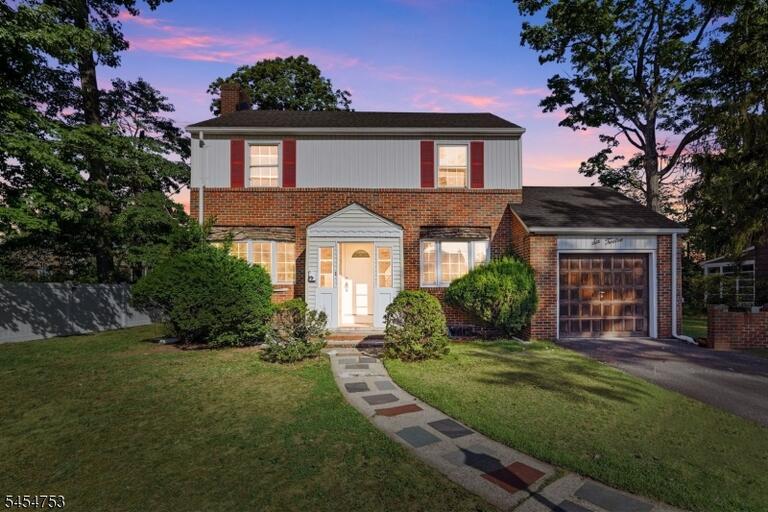 Property listing MLS 4047917 photo 1