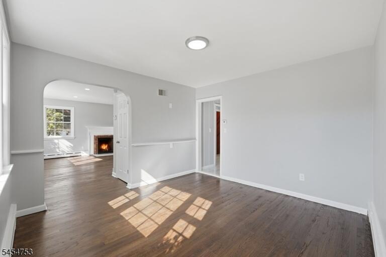 Property listing MLS 4047917 photo 13