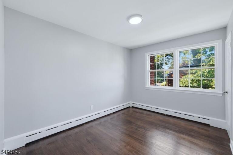 Property listing MLS 4047917 photo 19