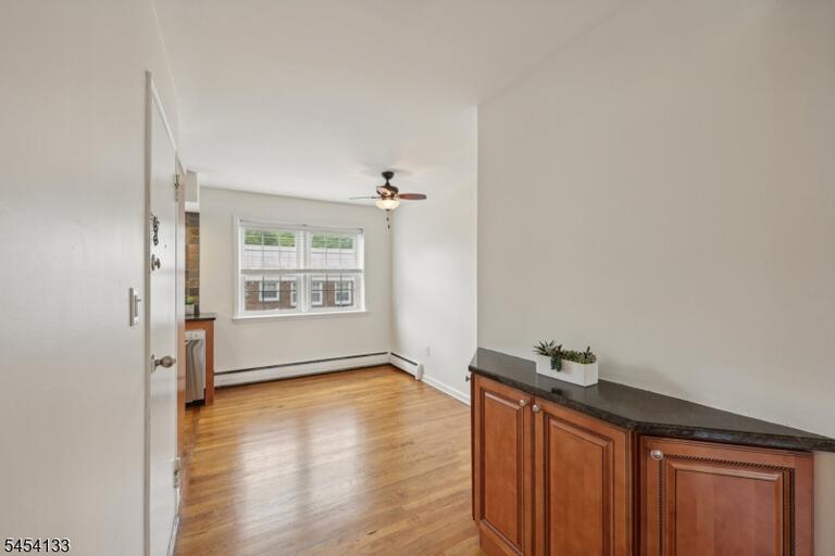 Property listing MLS 4047941 photo 5