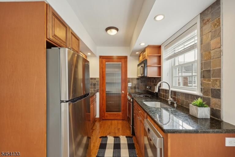 Property listing MLS 4047941 photo 7