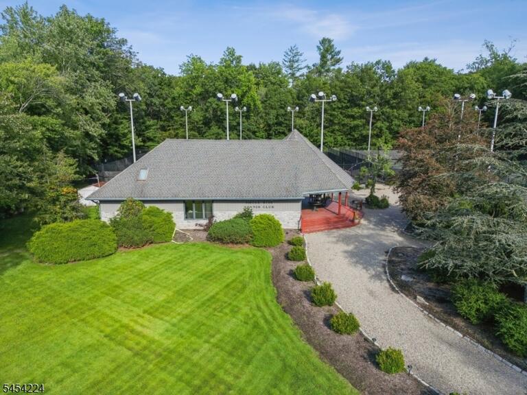 Property listing MLS 4047959 photo 38