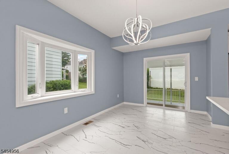 Property listing MLS 4047978 photo 8