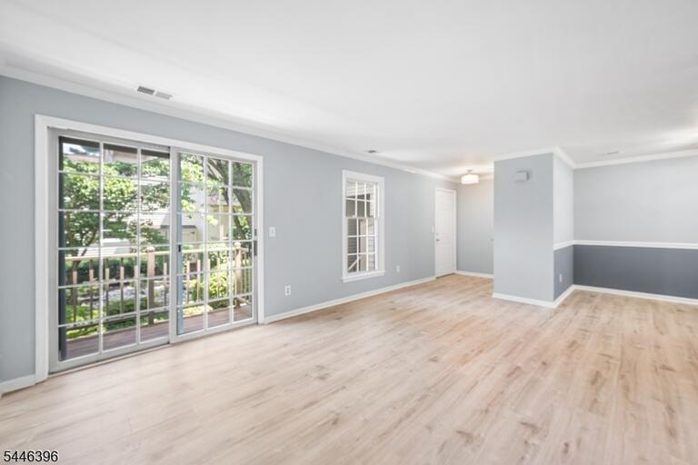 Property listing MLS 4047981 photo 4