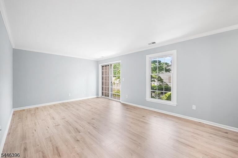 Property listing MLS 4047981 photo 5