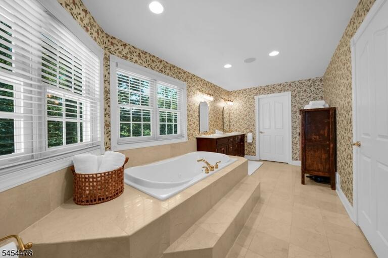 image-4047990-23.jpeg