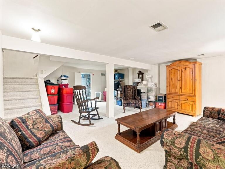 Property listing MLS 4047991 photo 28