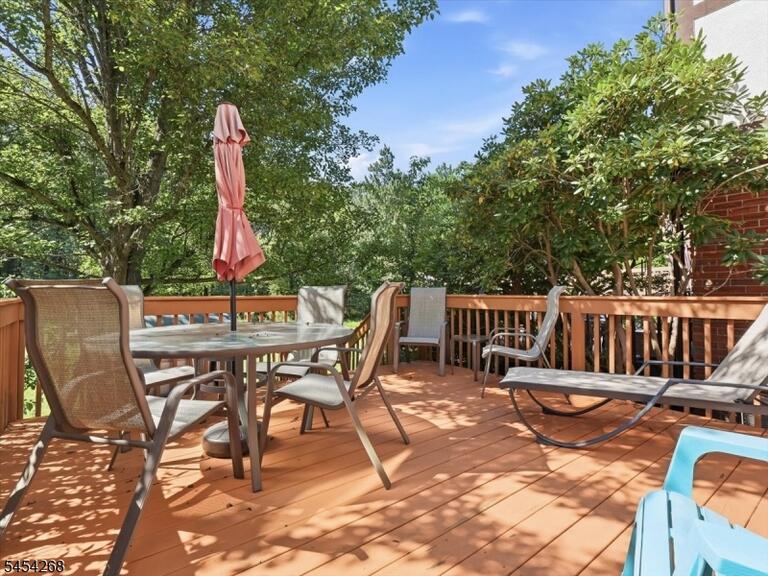Property listing MLS 4047991 photo 37