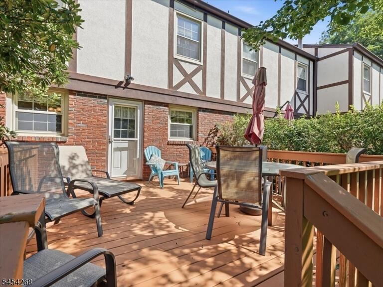 Property listing MLS 4047991 photo 38